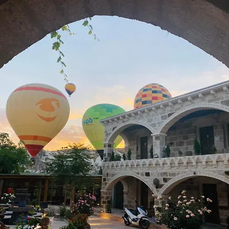 Kayatas Cave Hotel 2*