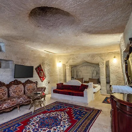 Kayatas Cave Hotel 2*