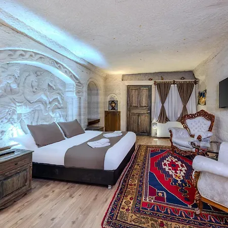 Kayatas Cave Hotel