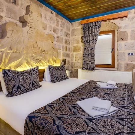 Kayatas Cave Hotel 2*