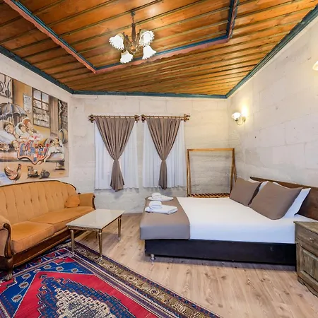 Hotel Kayatas Cave 2*