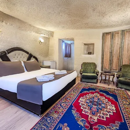 Kayatas Cave Hotel 2*