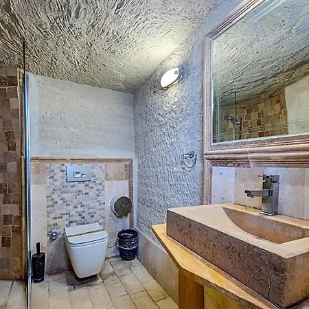 Hotel Kayatas Cave