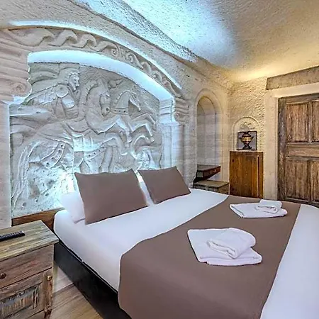 Kayatas Cave Hotel